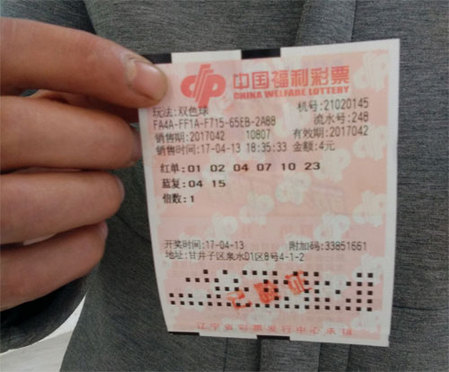 免费人成激情视频